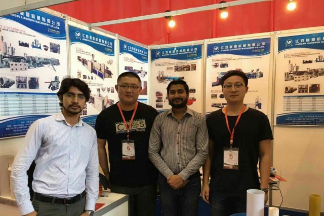 聯(lián)順機(jī)械參加拉合爾橡塑展